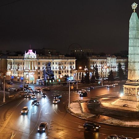 So Fashionable Apartment In The Heart Of Minsk Exterior photo